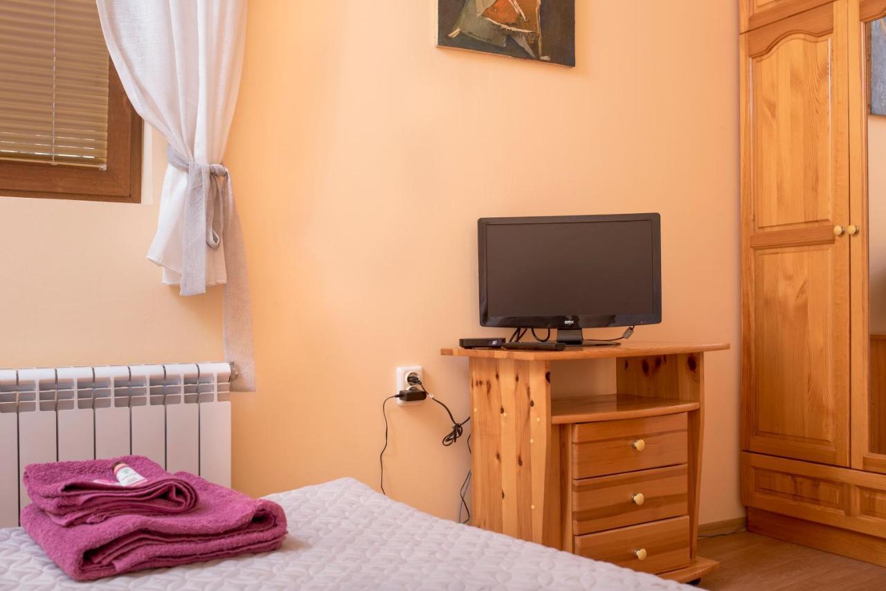 The Sunny Guest House Of Veliko Tarnovo-Amazing View, Top Location Exterior foto