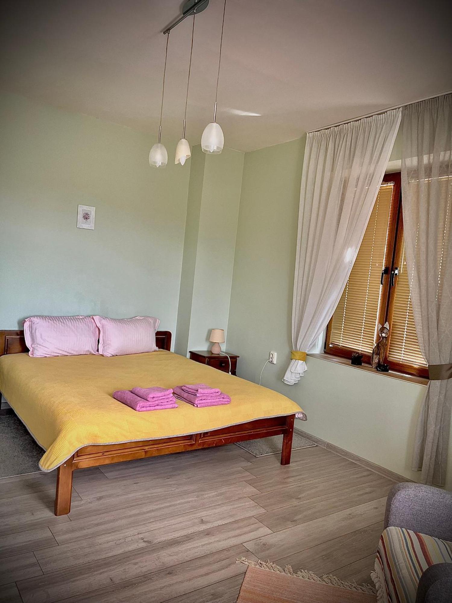 The Sunny Guest House Of Veliko Tarnovo-Amazing View, Top Location Exterior foto